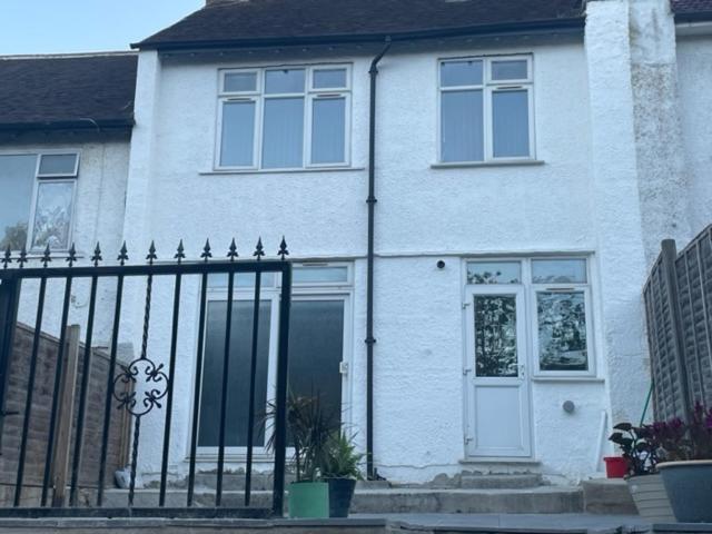 5 Bed 5Mins From Wembley Stadium Лондон Экстерьер фото